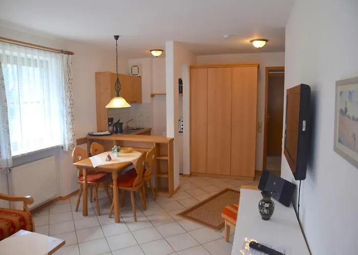 Apartment Lush In With 2 Saunas *
