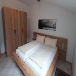 Lush In With 2 Saunas Bayrischzell